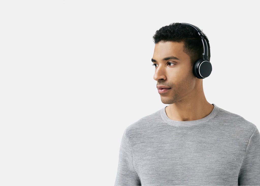 Estos audífonos son los óptimos para quien se estrena como papá. ¿Quieres saber por&nbsp;qué?