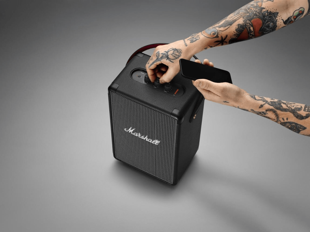 Adéntrate en la música que escuchan tus hijos y compárteles la que crees les podría gustar con este divertido&nbsp;ejercicio.