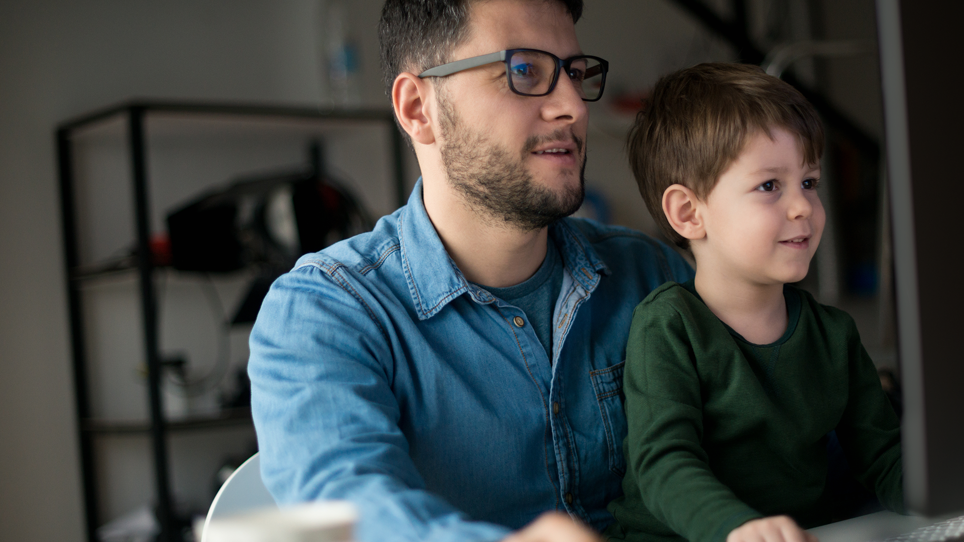 ¿Cómo elegir la computadora ideal para tu hijo?