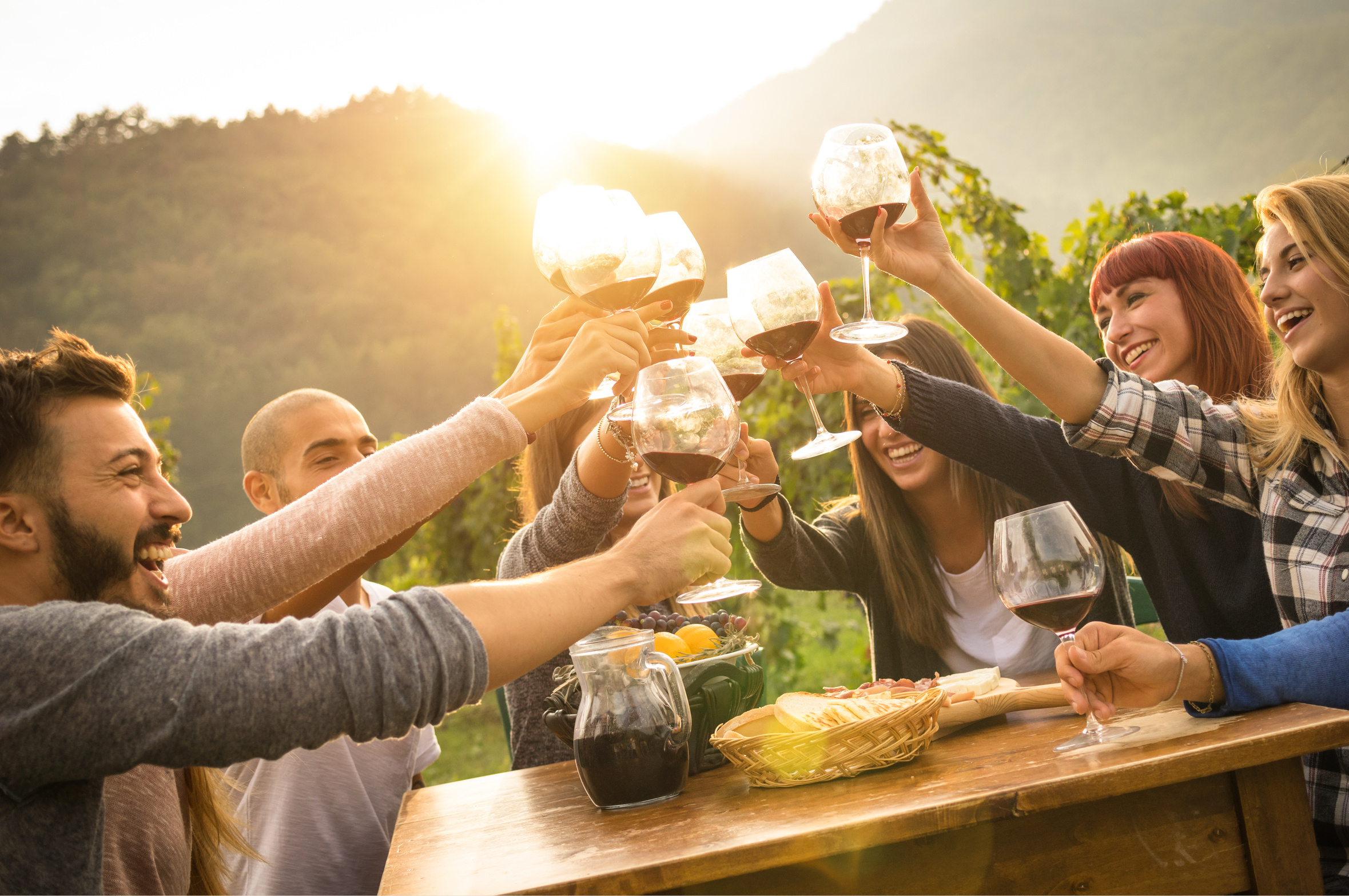 6 tips para conservar a tus amigos pese a tu nueva paternidad