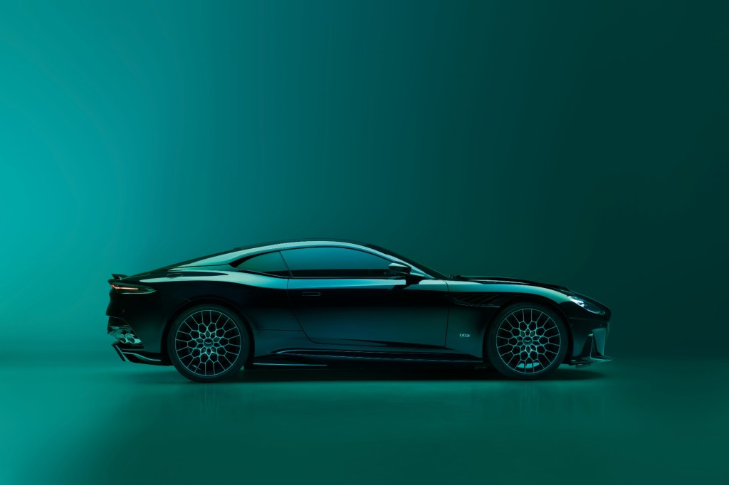 El DBS 770 Ultimate: La feroz despedida del buque insignia Super GT de Aston&nbsp;Martin