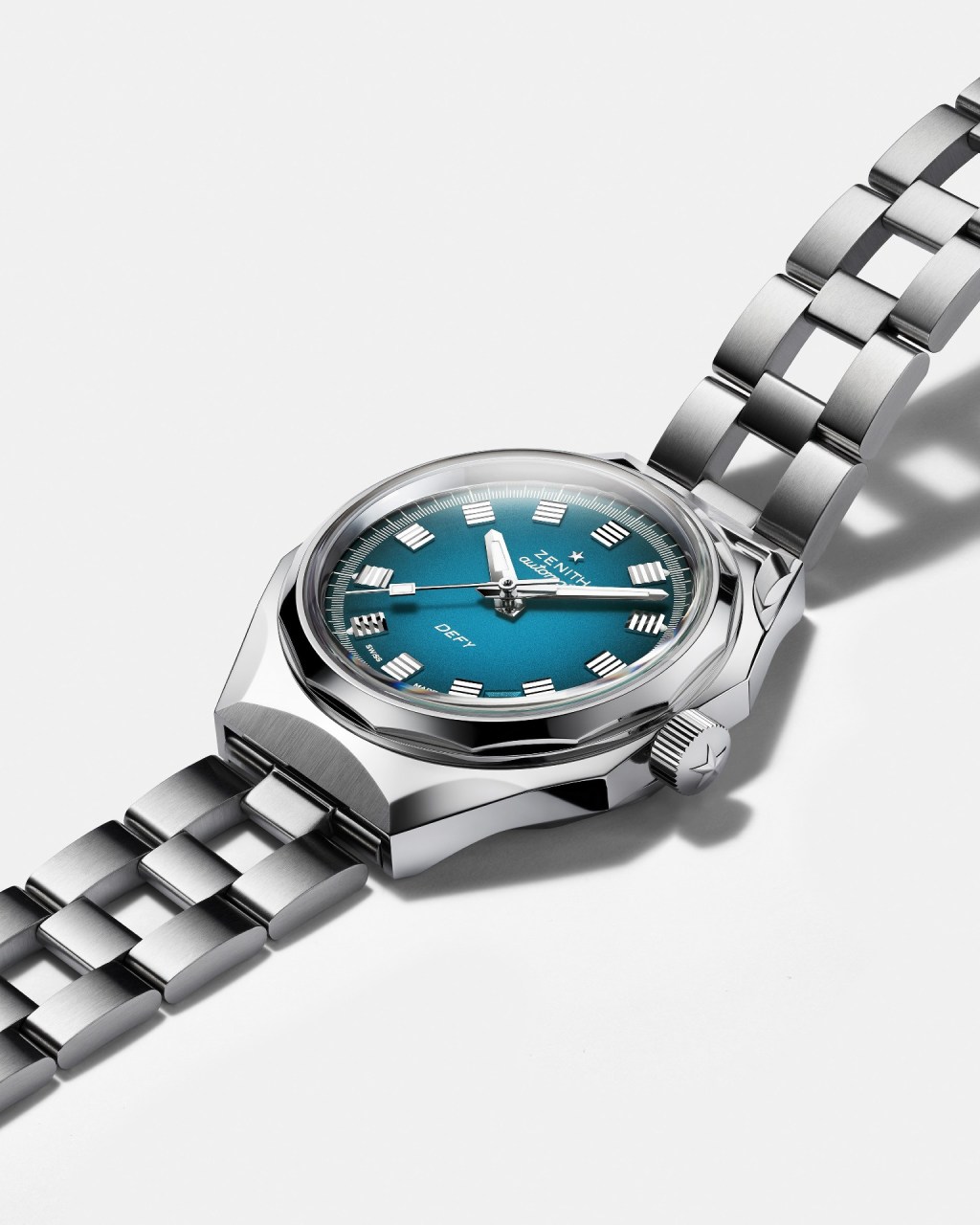 Zenith reinventa dos relojes emblemáticos en dos tonos de lo más&nbsp;cool