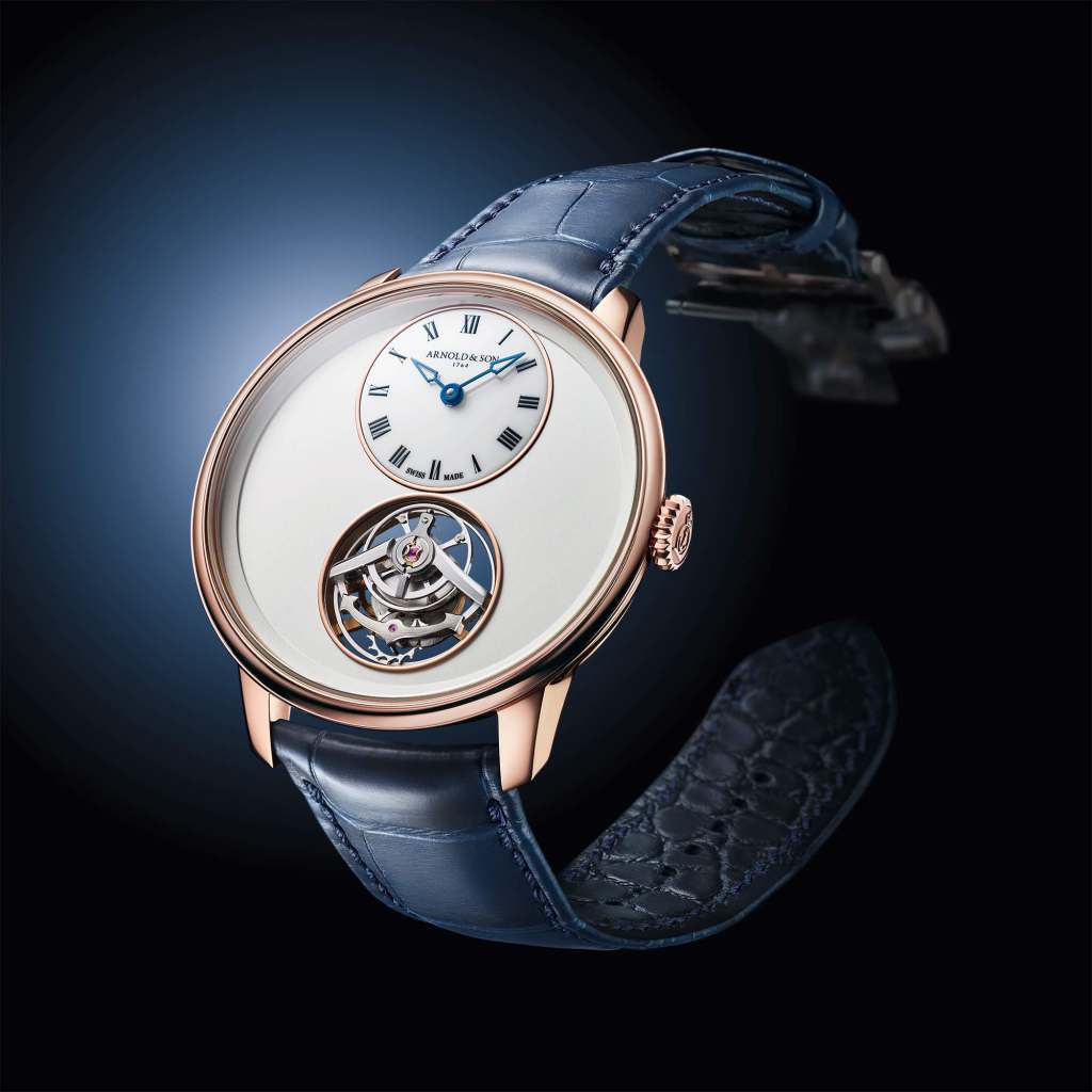 El Tourbillon Ultrathin Gold de Arnold & Son: El epítome de la elegancia y la&nbsp;precisión